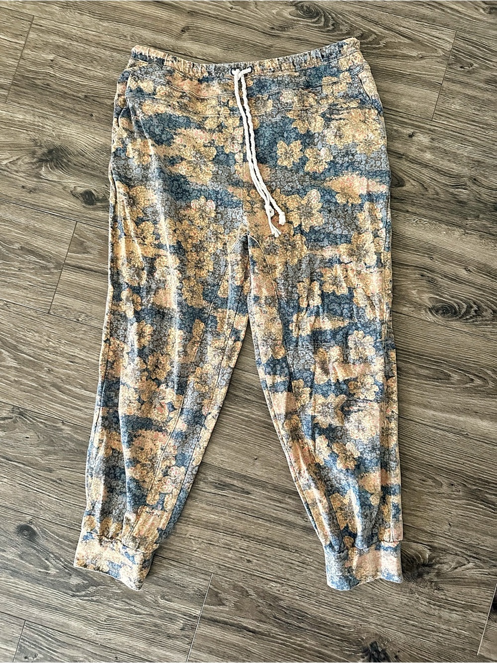 Floral Printed Pull-On Joggers - Blue & Tan - Picture 1 of 4